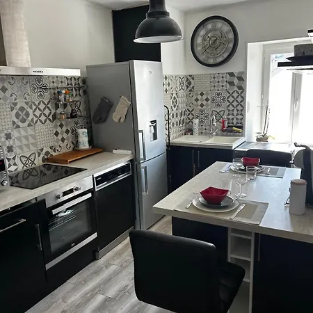 Le Balcon Du Port- Private Parking * Aix-les-Bains